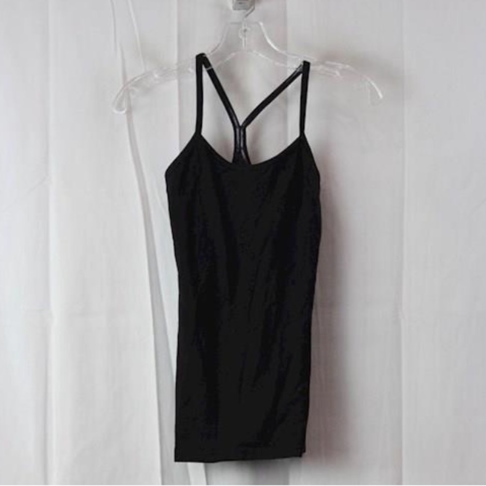 Lululemon tank built in bra